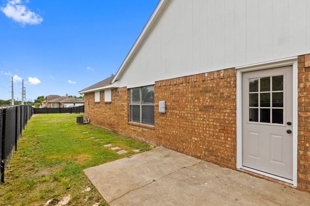 1618 Windmill Lane, Mesquite, TX 75149