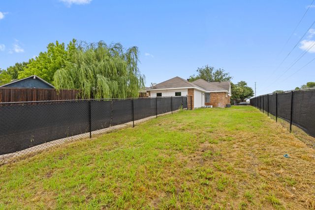 1618 Windmill Lane, Mesquite, TX 75149