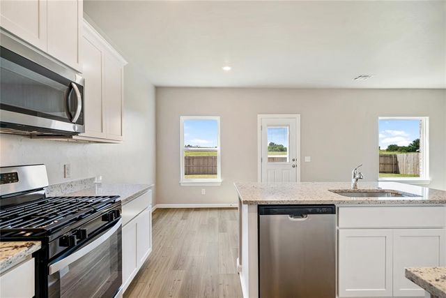 1909 Malus Way, El Reno, OK 73036