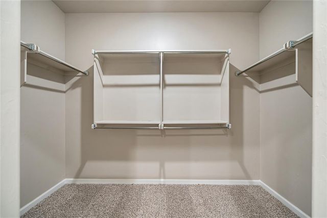 1909 Malus Way, El Reno, OK 73036