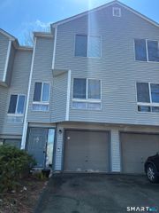 1423 Quinnipiac Avenue 209, New Haven, CT 06513