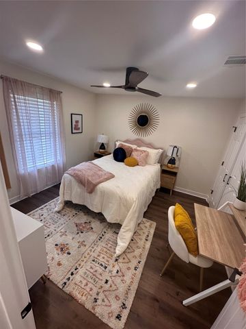 1350 S 12th Street, Waco, TX 76706