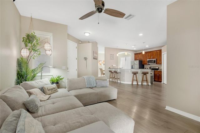6012 KITERIDGE DRIVE, Lithia, FL 33547