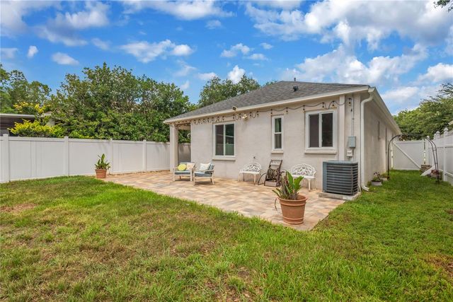 6012 KITERIDGE DRIVE, Lithia, FL 33547