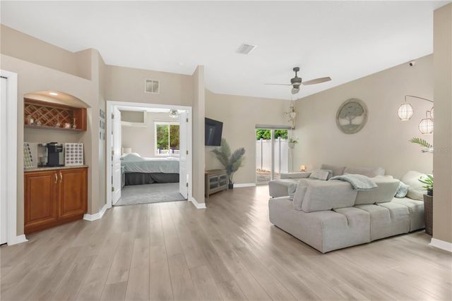 6012 KITERIDGE DRIVE, Lithia, FL 33547