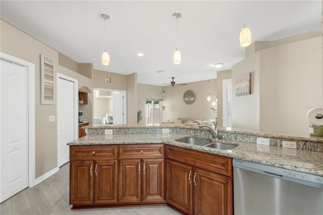 6012 KITERIDGE DRIVE, Lithia, FL 33547