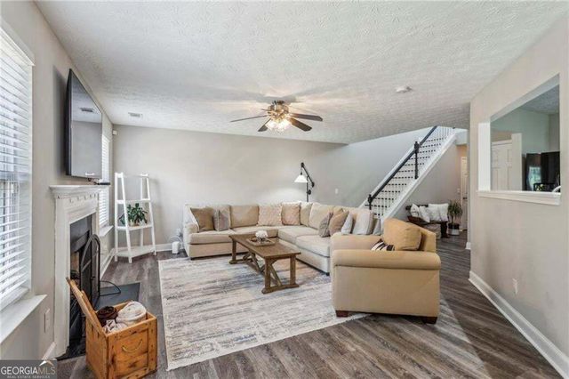 142 Holly Mill Village Drive, Canton, GA 30114