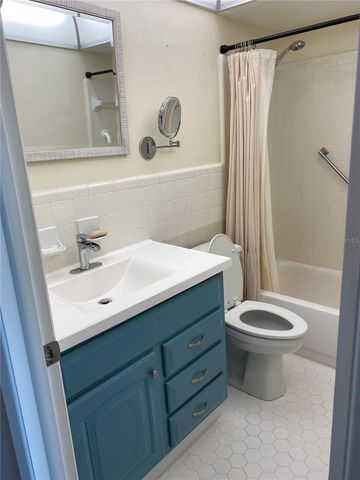 11100 86TH AVENUE 307, Seminole, FL 33772