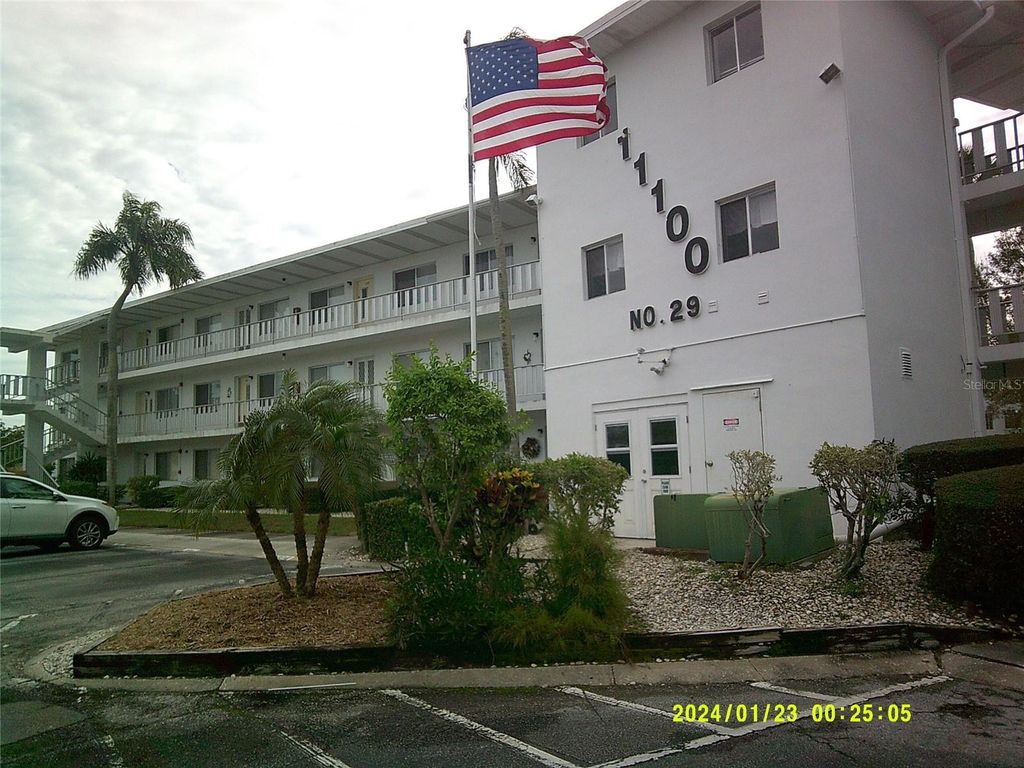 11100 86TH AVENUE 307, Seminole, FL 33772