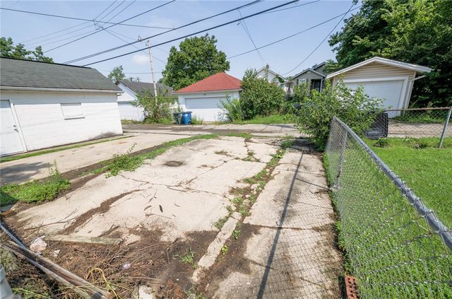 1723 Gondert Avenue, Dayton, OH 45403