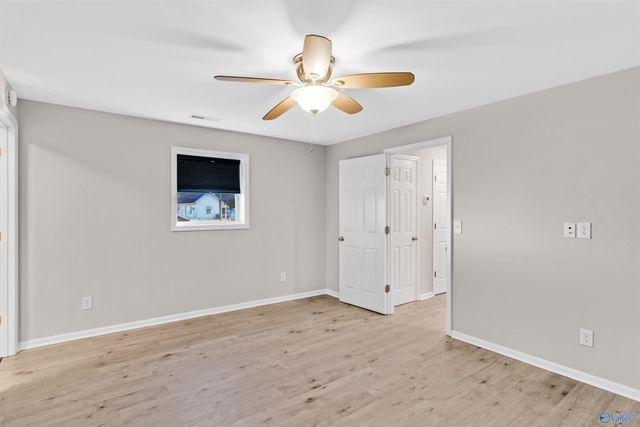 304 3rd Avenue, Athens, AL 35611