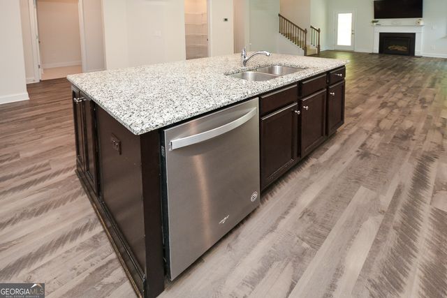 151 Rolling Hills Place, Canton, GA 30114
