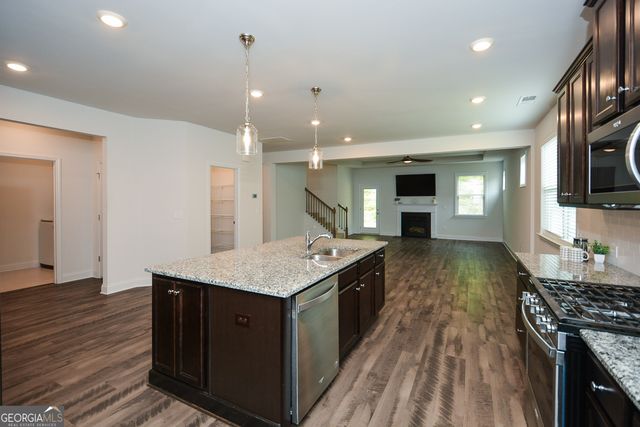 151 Rolling Hills Place, Canton, GA 30114