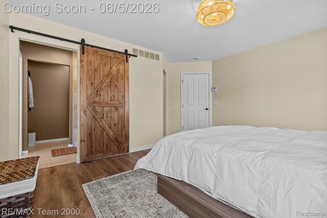 5681 WOODFIELD Parkway, Grand Blanc Charter Township, MI 48439
