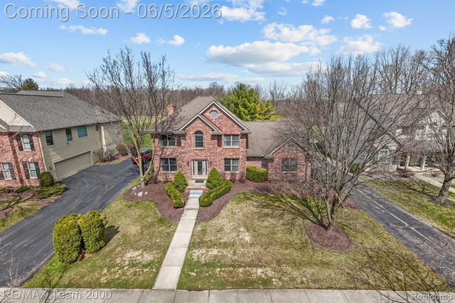 5681 WOODFIELD Parkway, Grand Blanc Charter Township, MI 48439