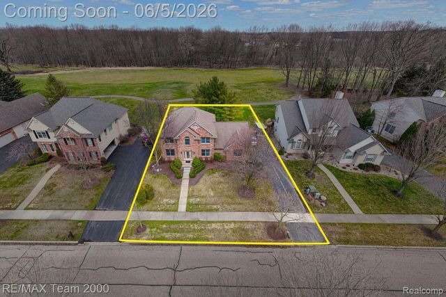 5681 WOODFIELD Parkway, Grand Blanc Charter Township, MI 48439