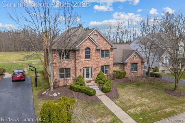 5681 WOODFIELD Parkway, Grand Blanc Charter Township, MI 48439