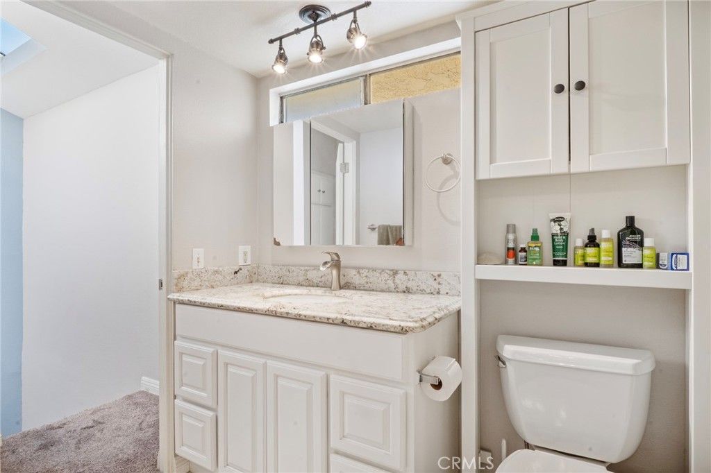Image 20 of property listing at 12750 Centralia 97, Lakewood, CA 90715