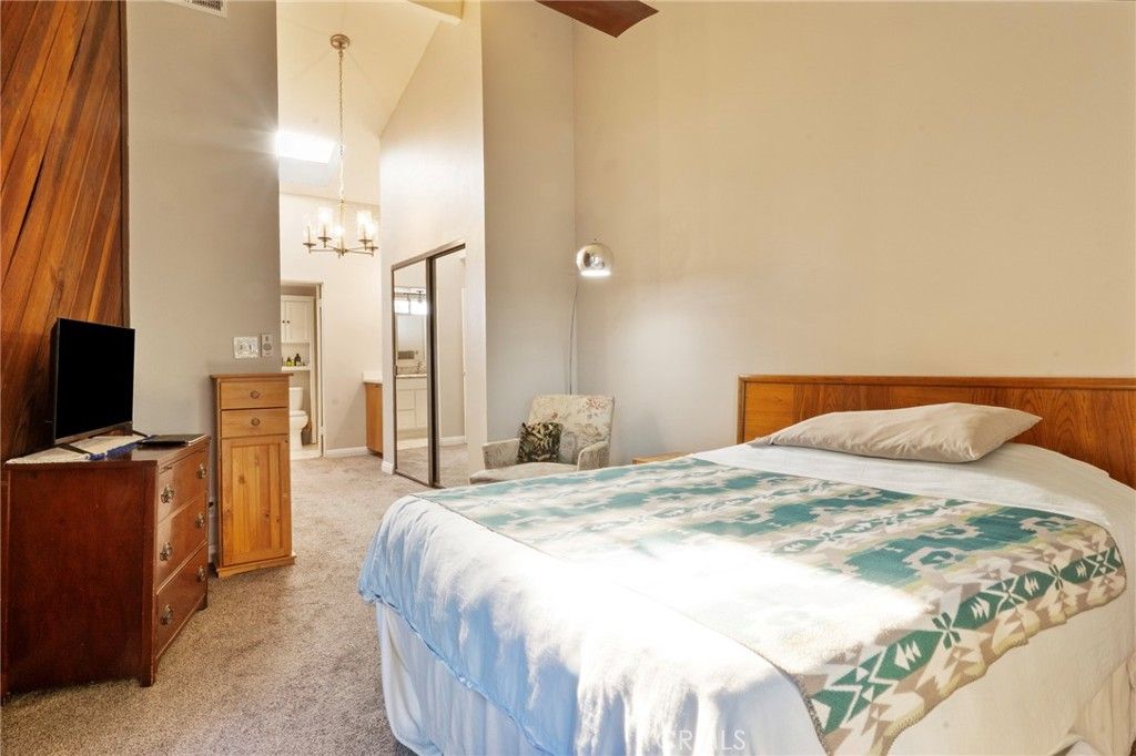 Image 28 of property listing at 12750 Centralia 97, Lakewood, CA 90715