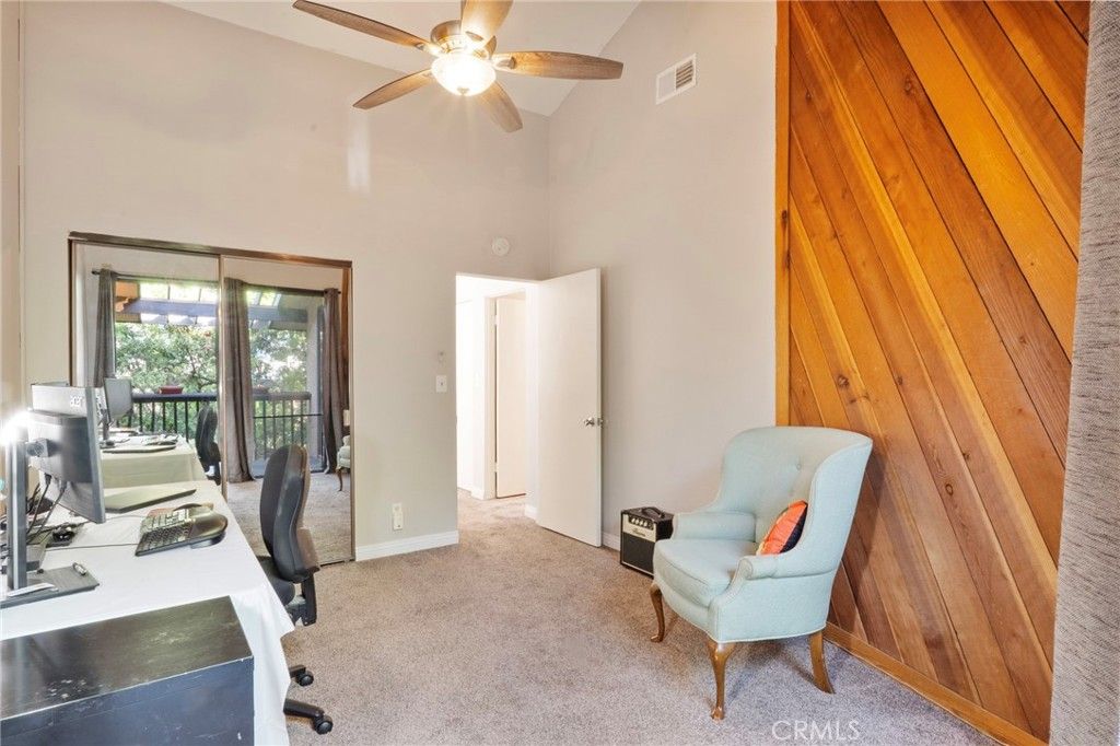 Image 31 of property listing at 12750 Centralia 97, Lakewood, CA 90715
