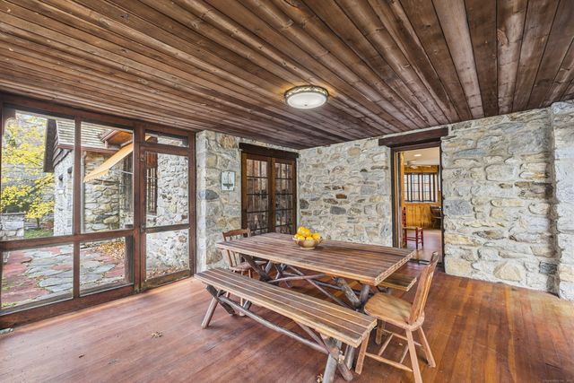 23 Echo Drive, New Milford, CT 06776
