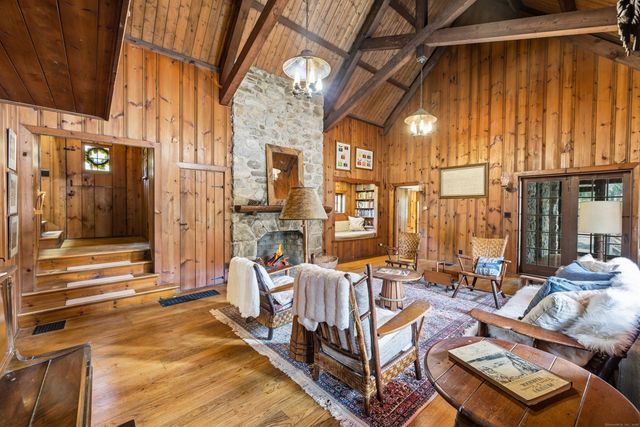 23 Echo Drive, New Milford, CT 06776