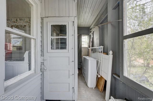 1728 Parker Street, Detroit, MI 48214