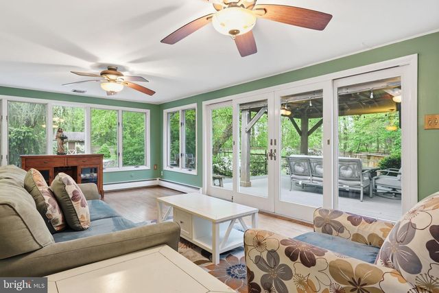 1340 CLEARVIEW DR, Jamison, PA 18929