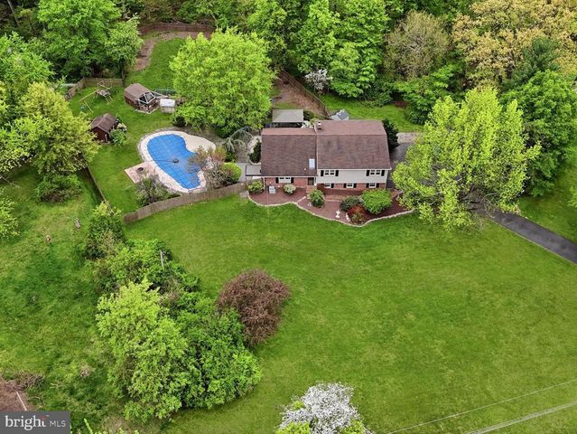 1340 CLEARVIEW DR, Jamison, PA 18929