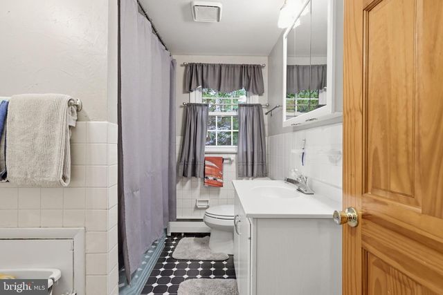 1340 CLEARVIEW DR, Jamison, PA 18929