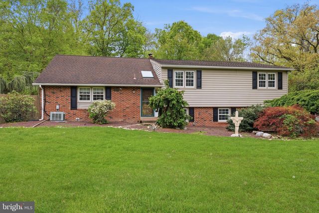 1340 CLEARVIEW DR, Jamison, PA 18929