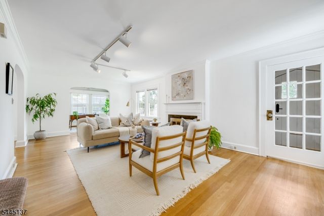 7 Bradford Ave, West Orange Twp., NJ 07052