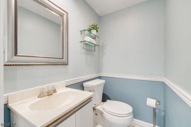 7 Bradford Ave, West Orange Twp., NJ 07052