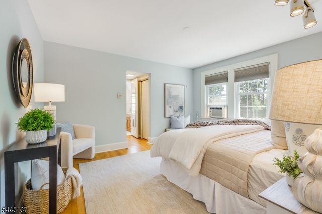 7 Bradford Ave, West Orange Twp., NJ 07052