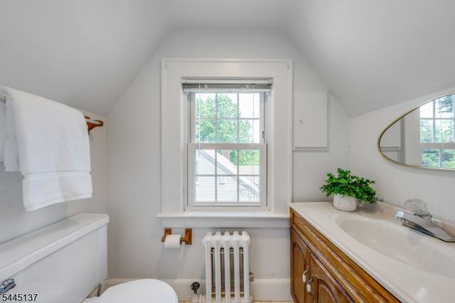 7 Bradford Ave, West Orange Twp., NJ 07052