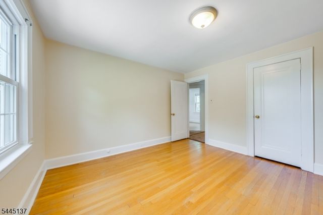 7 Bradford Ave, West Orange Twp., NJ 07052