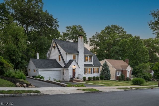 7 Bradford Ave, West Orange Twp., NJ 07052