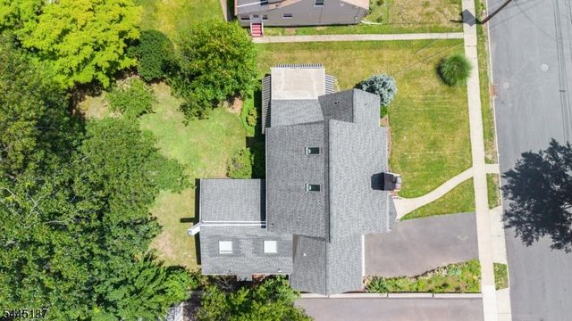 7 Bradford Ave, West Orange Twp., NJ 07052