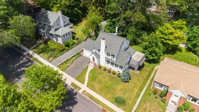 7 Bradford Ave, West Orange Twp., NJ 07052