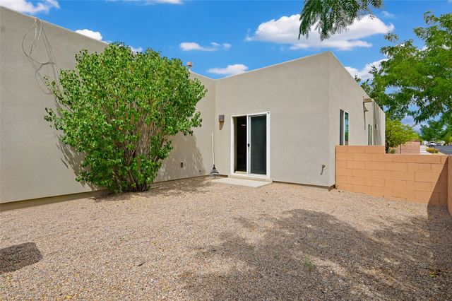 34 Avenida Vista Esquisita, Santa Fe, NM 87508