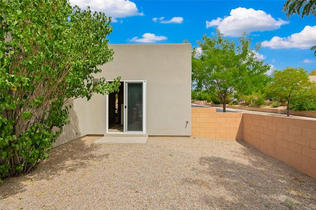 34 Avenida Vista Esquisita, Santa Fe, NM 87508