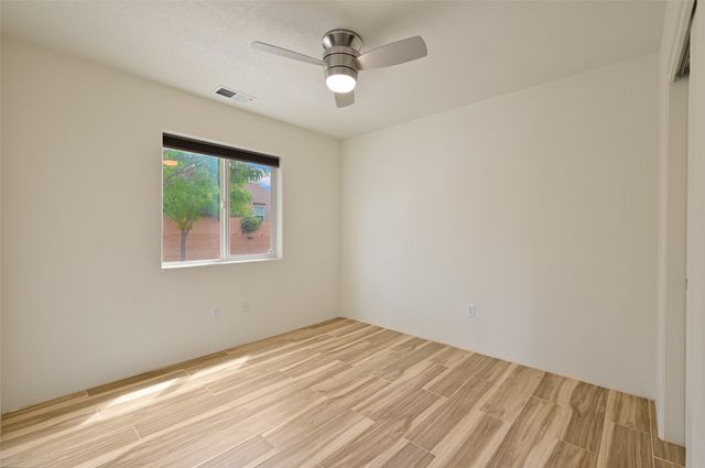 34 Avenida Vista Esquisita, Santa Fe, NM 87508