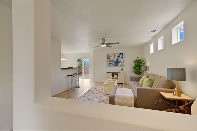 34 Avenida Vista Esquisita, Santa Fe, NM 87508