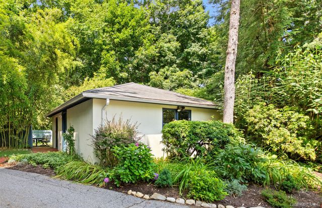 249 Bedford Center Road, Bedford Hills, NY 10507