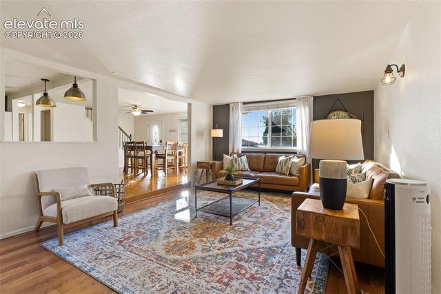 526 Loomis Avenue, Colorado Springs, CO 80906