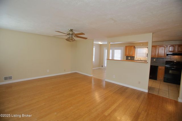 1105 Clay Ave, Louisville, KY 40219