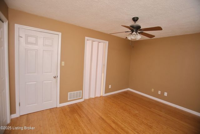 1105 Clay Ave, Louisville, KY 40219