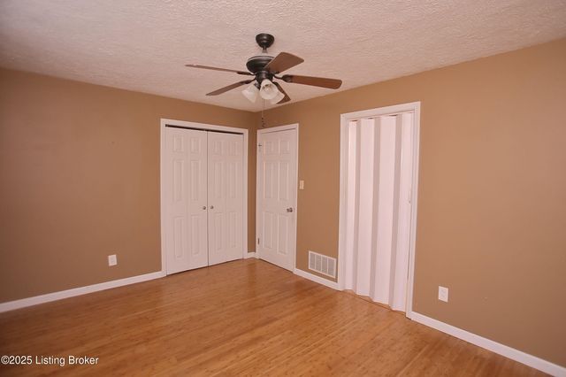 1105 Clay Ave, Louisville, KY 40219