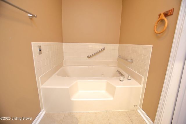 1105 Clay Ave, Louisville, KY 40219