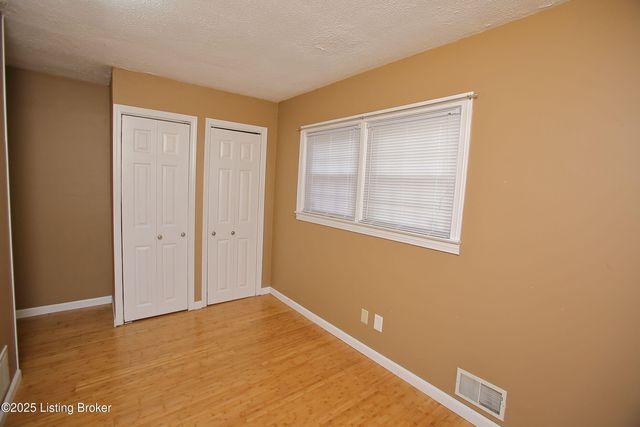 1105 Clay Ave, Louisville, KY 40219